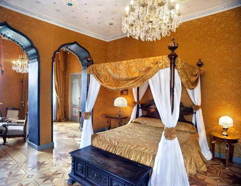 Relais & Chateaux Villa Crespi Orta San Giulio Oda fotoğraf